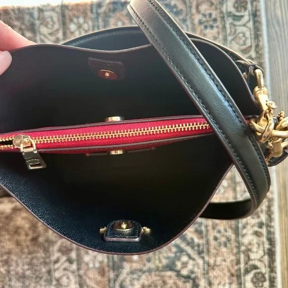 Coach Brown and Black Signature mollie bucket Bag - Picture 5 of 10